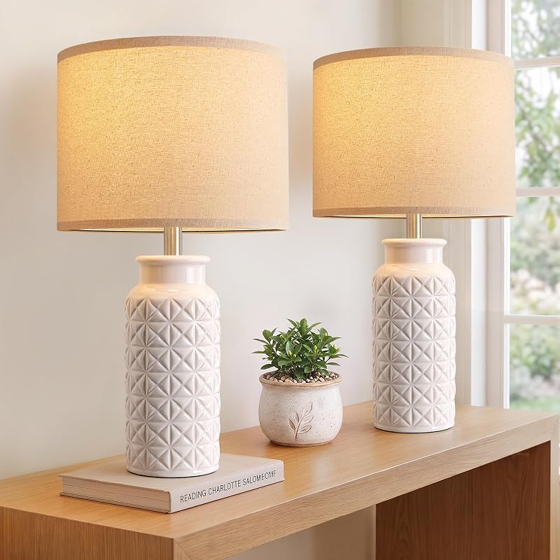 Innqoo 22.6" Modern Ceramic Bedside Lamps Set of 2, Lamps for Bedroom,White - Table Lamps, product photo on a white background